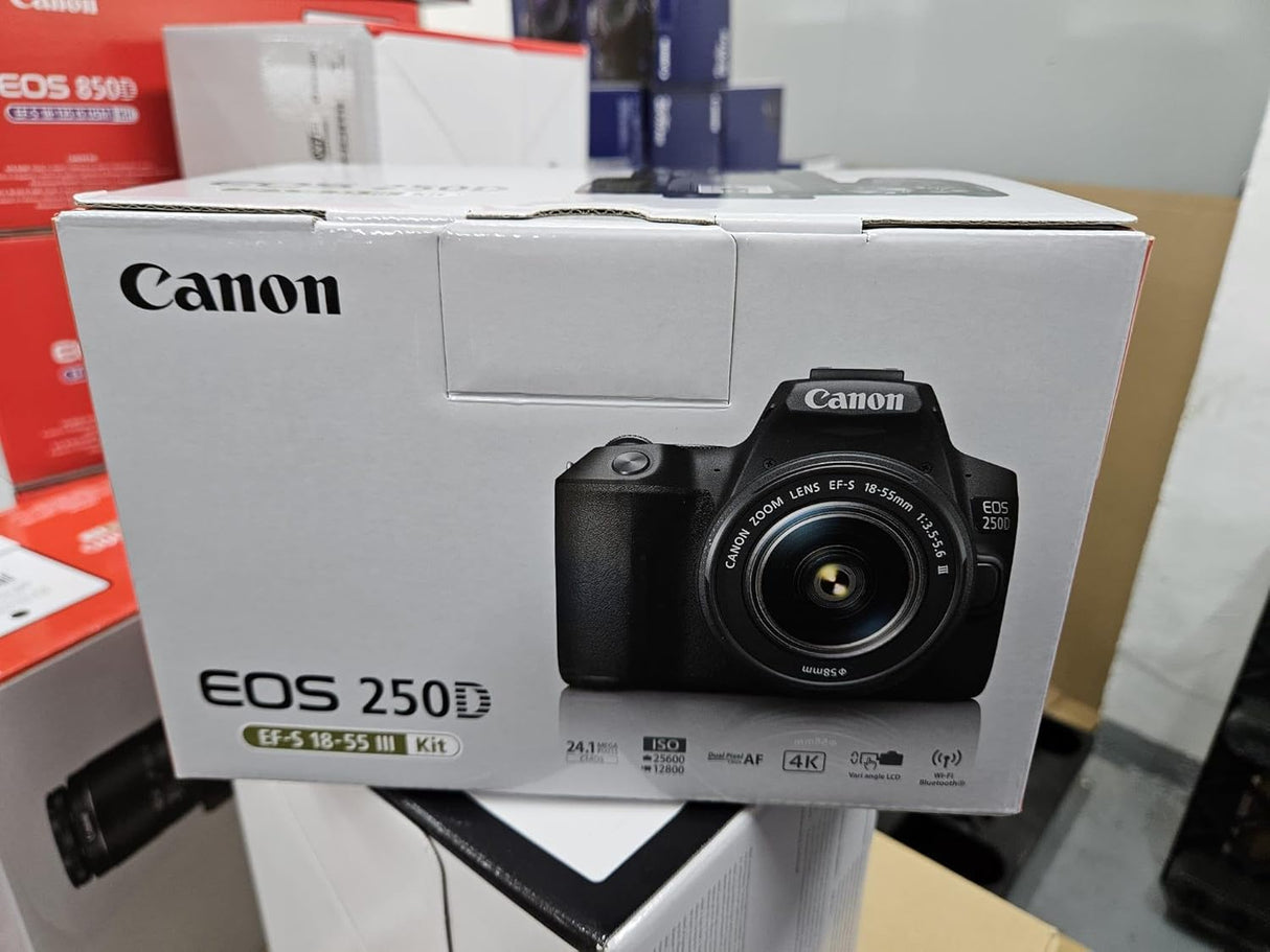 EOS 250D digital camera (24.1 megapixels,EF-S 18-55mm f/3.5-5,6 III lens black.